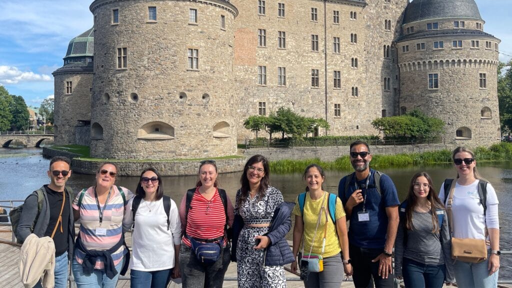 Unlock Cross-Sectoral Cooperation